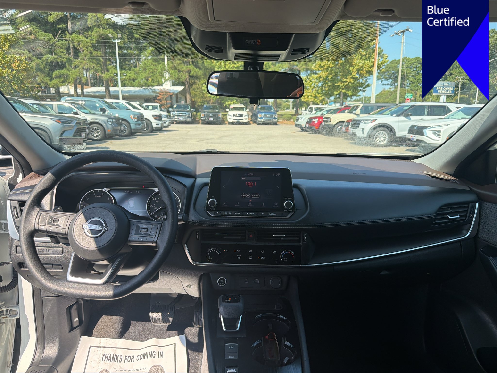 Used 2023 Nissan Rogue S FWD image 12