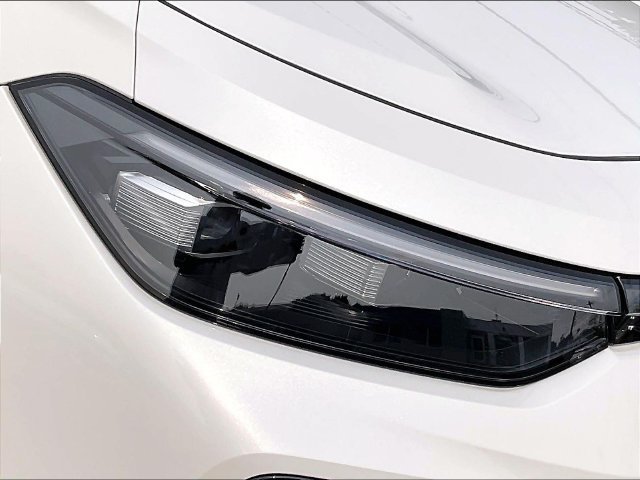 New 2026 Volkswagen Tiguan SE R-Line FWD image 14