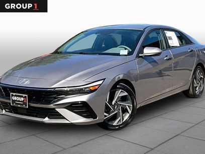 Used 2025 Hyundai Elantra SEL