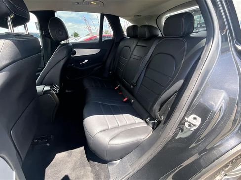 Certified 2022 Mercedes-Benz GLC 300 image 21