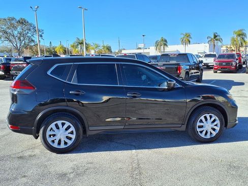 Used 2020 Nissan Rogue S image 8