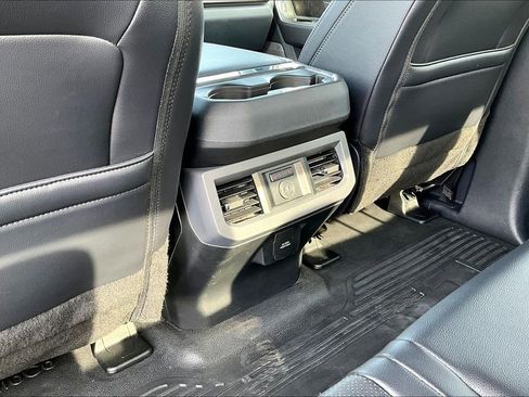 Used 2025 Ford F250 Lariat w/ Lariat Ultimate Package image 12