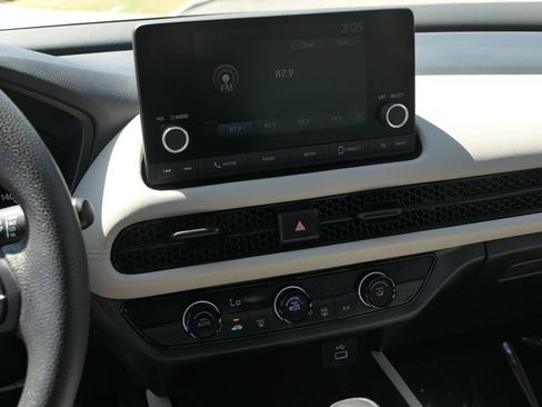 Used 2024 Honda HR-V LX image 19
