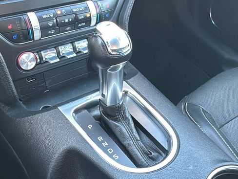 Used 2020 Ford Mustang GT Premium image 20