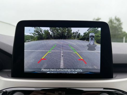 Used 2022 Ford Escape SEL image 19