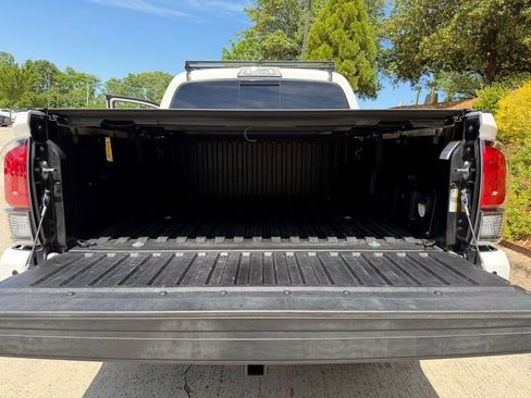 Used 2019 Toyota Tacoma TRD Pro AWD/4WD image 38