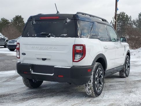 Used 2024 Ford Bronco Sport Outer Banks image 4