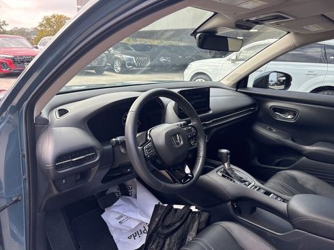 Used 2024 Honda HR-V EX-L image 12