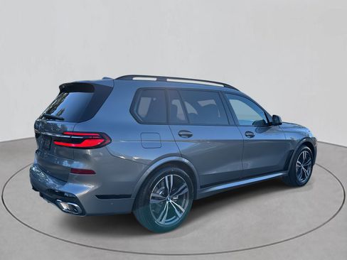 New 2026 BMW X7 xDrive40i w/ M Sport Package image 5