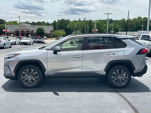 Used 2023 Toyota RAV4 Limited AWD/4WD image 6