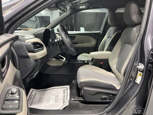 Used 2026 Subaru Forester Premium AWD/4WD image 13