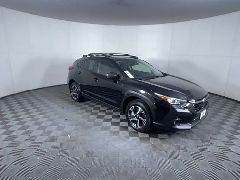 Certified 2025 Subaru Crosstrek 2.0i Premium w/ Crosstrek Mirror Package image 2