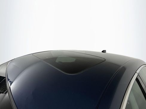 Used 2023 Honda Accord Touring image 15