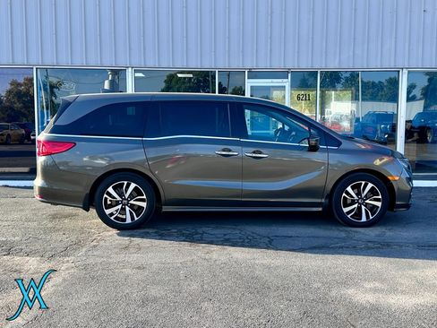Used 2020 Honda Odyssey Elite image 8