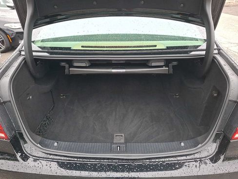 Used 2014 Mercedes-Benz E 350 4MATIC Sedan image 31