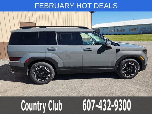 Used 2025 Hyundai Santa Fe SEL image 9