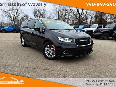 Used 2022 Chrysler Pacifica Touring-L