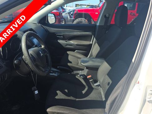 Used 2021 Mitsubishi Outlander Sport ES image 5