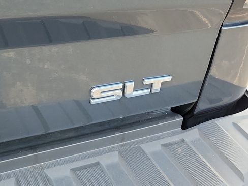 Used 2018 GMC Sierra 1500 SLT w/ SLT Premium Package AWD/4WD image 7