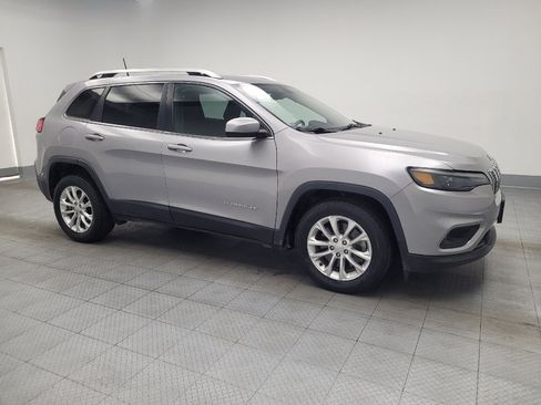 Used 2019 Jeep Cherokee Latitude w/ Popular Appearance Group FWD image 11