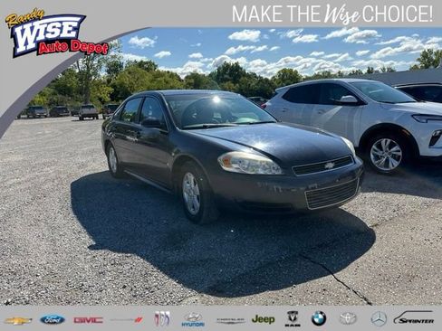 Used 2009 Chevrolet Impala LT FWD image 1