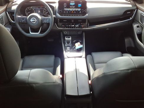 Used 2023 Nissan Rogue SL w/ SL Premium Package FWD image 10