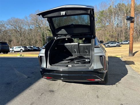 Used 2024 Cadillac Lyriq Tech image 33