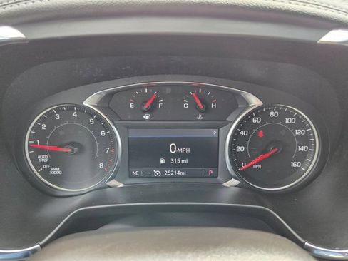 Used 2025 Chevrolet Blazer LT FWD image 15
