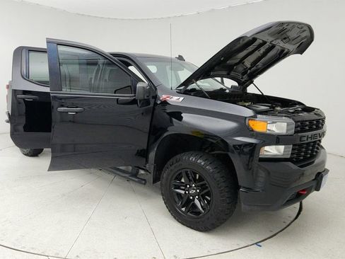 Used 2021 Chevrolet Silverado 1500 Custom Trail Boss AWD/4WD image 9