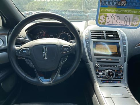 Used 2017 Lincoln MKZ Reserve w/ Luxury Package FWD image 9