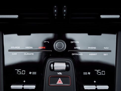 Used 2022 Porsche Cayenne Turbo GT image 70