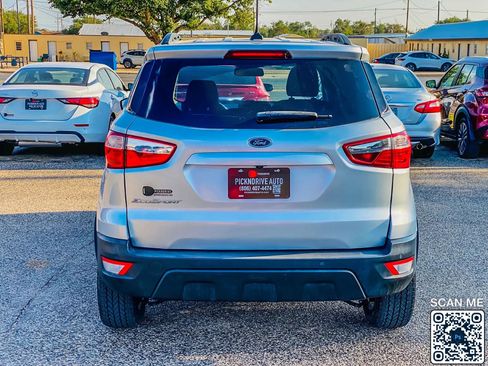 Used 2018 Ford EcoSport SE w/ SE Convenience Package image 6