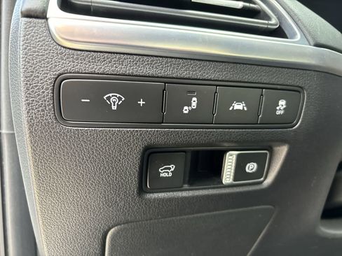 Used 2021 Hyundai Palisade Calligraphy image 8