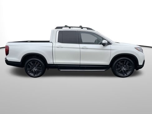 Used 2017 Honda Ridgeline RTL-T image 2