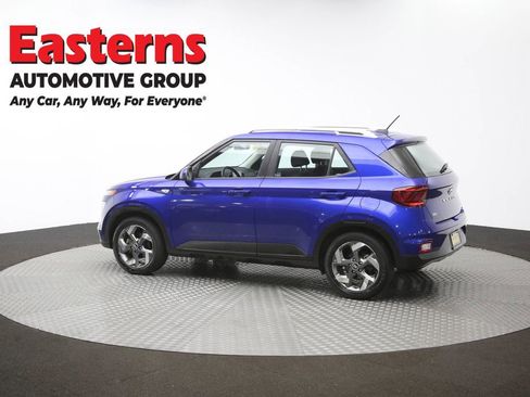 Used 2024 Hyundai Venue SEL FWD image 61