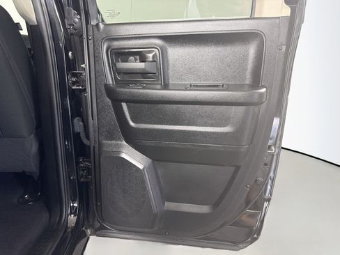 Used 2021 RAM 1500 Tradesman w/ Chrome Plus Package RWD image 27