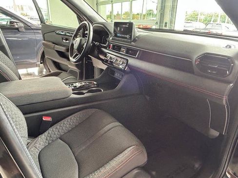 Used 2024 Honda Pilot Sport image 26