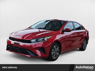 Used 2023 Kia Forte LXS image 1