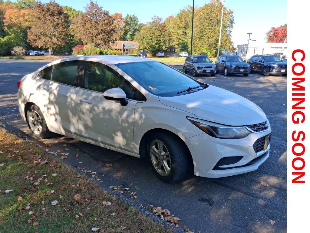 Used 2016 Chevrolet Cruze LT FWD image 4