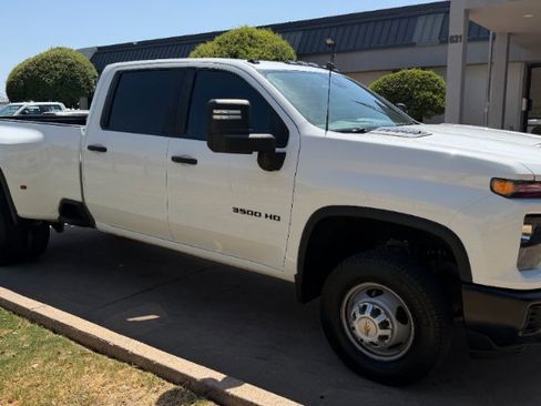 Used 2024 Chevrolet Silverado 3500 W/T AWD/4WD image 10