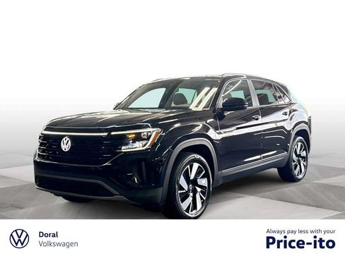 Used 2026 Volkswagen Atlas Cross Sport SE FWD image 1