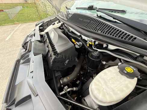 Used 2019 Chevrolet Express 2500 w/ Driver Convenience Package image 34