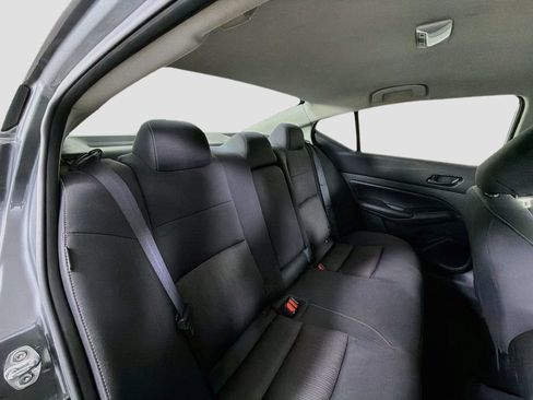 Used 2024 Nissan Altima 2.5 SV FWD image 27