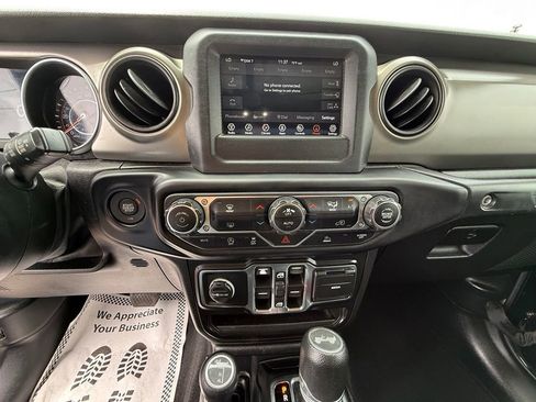 Used 2021 Jeep Wrangler Unlimited Sport AWD/4WD image 23