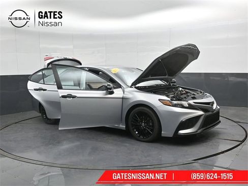 Used 2022 Toyota Camry SE image 52