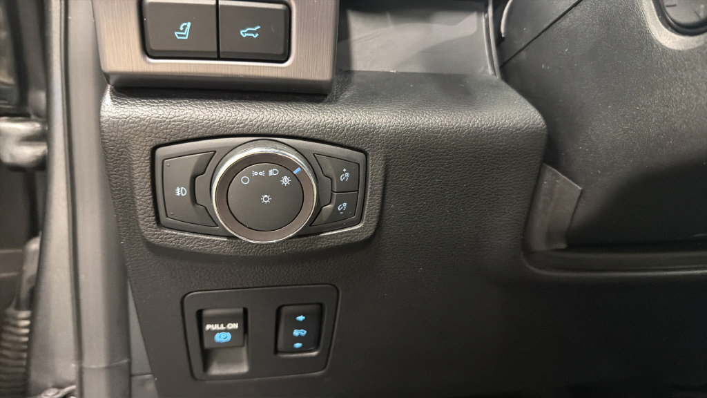 Used 2019 Ford Expedition Platinum AWD/4WD image 31
