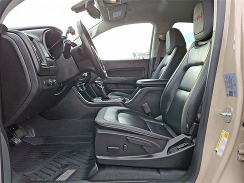 Used 2022 GMC Canyon AT4 image 15