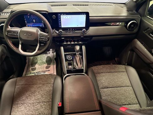 Used 2023 Chevrolet Colorado Z71 image 21