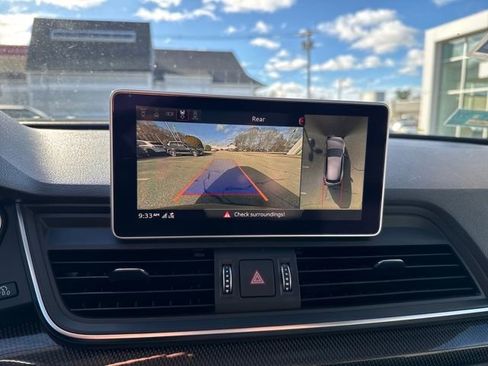 Used 2018 Audi SQ5 Prestige w/ Prestige Package image 28