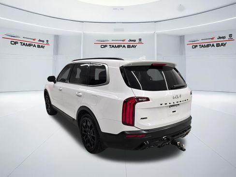 Used 2022 Kia Telluride EX w/ EX Premium Package AWD/4WD image 4